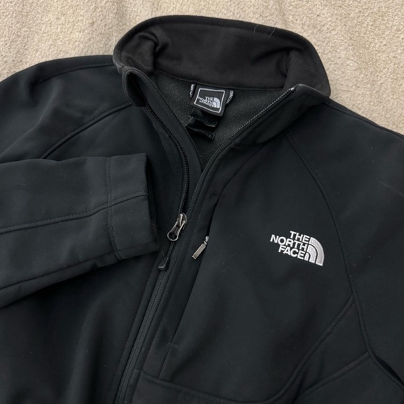 The North Face Jackets & Blazers - 🖤The North Face Apex Bionic 2 Soft-Shell Jacket🖤 ~med